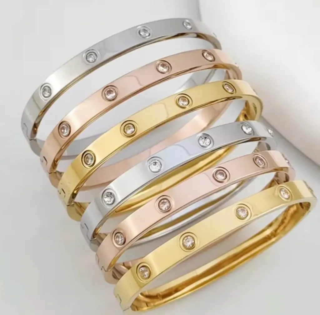 Bijoux en acier inoxydable 4